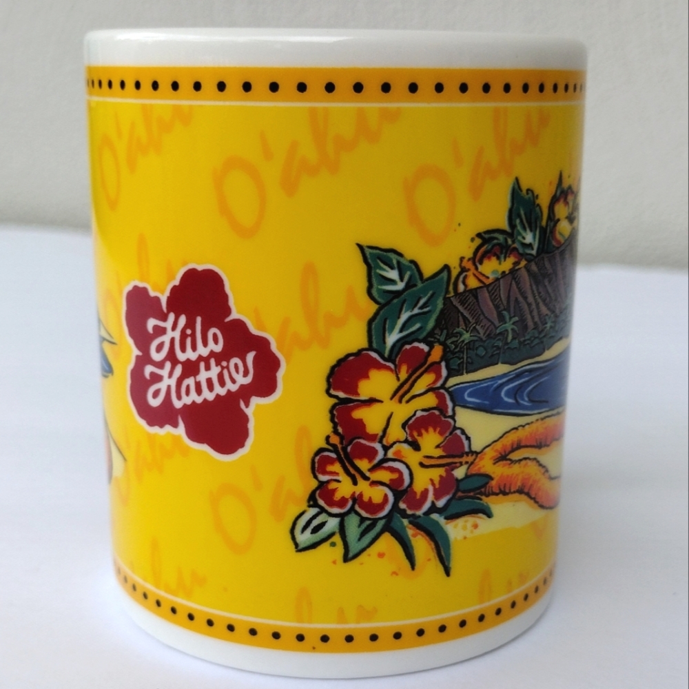 VTG HILO HATTIE Coffee Mug Oahu Historical Hawaiian Advertising Collectible